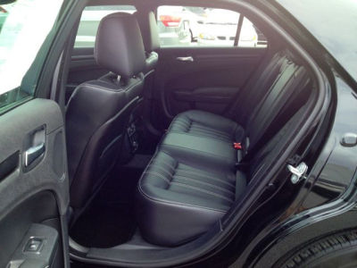 2012 Chrysler 300 S V6