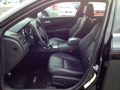 2012 Chrysler 300 S V6