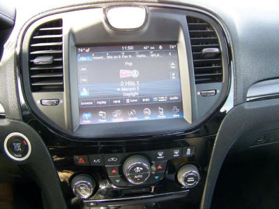 2012 Chrysler 300  S V6