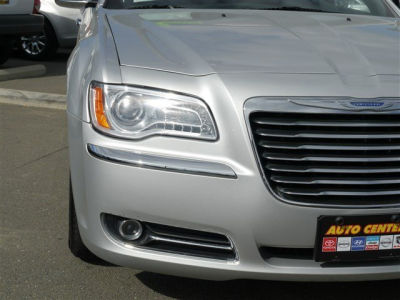 2012 Chrysler 300 300C