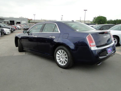 2013 Chrysler 300  Base