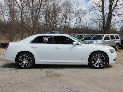 2013 Chrysler 300  300S