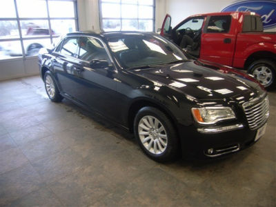 2013 Chrysler 300 Base