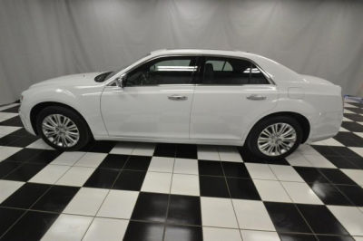 2011 Chrysler 300 300C