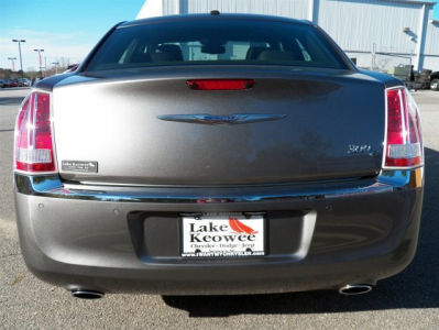 2011 Chrysler 300 300C