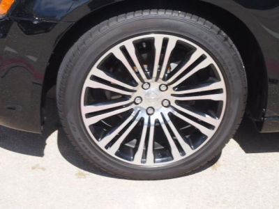 2013 Chrysler 300 S