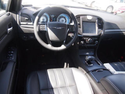 2013 Chrysler 300 S