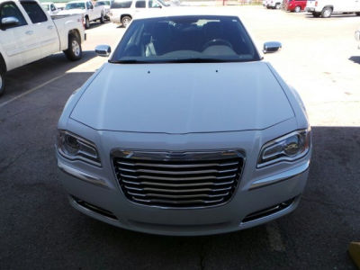 2013 Chrysler 300 300C