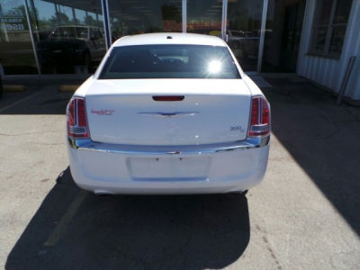2013 Chrysler 300 300C