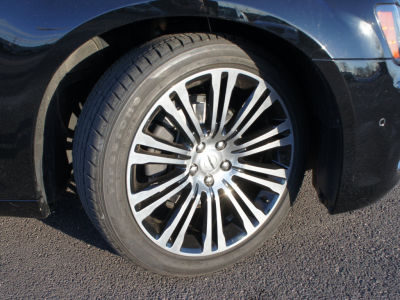 2012 Chrysler 300 S V6