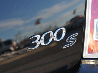 2012 Chrysler 300 S V6