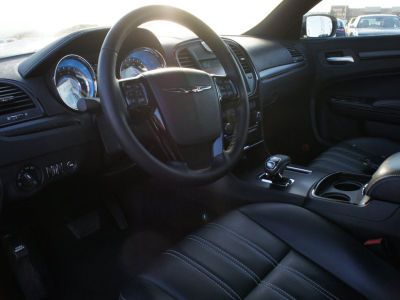 2012 Chrysler 300 S V6