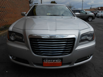 2012 Chrysler 300 S V6