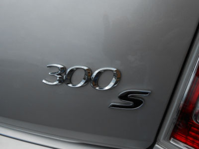 2012 Chrysler 300 S V6