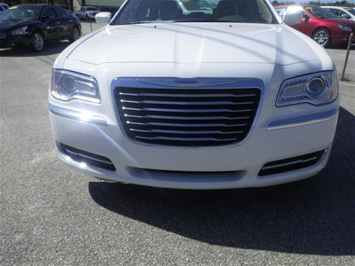 2013 Chrysler 300 Base