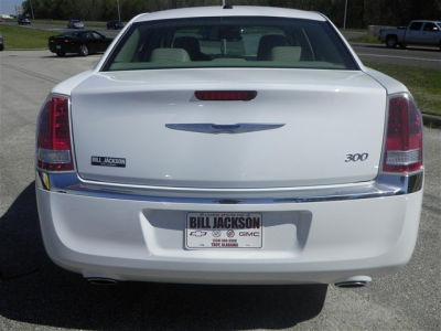 2013 Chrysler 300 Base