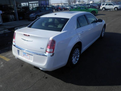 2013 Chrysler 300 Base
