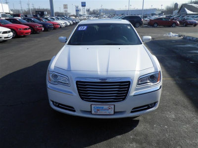 2013 Chrysler 300 Base