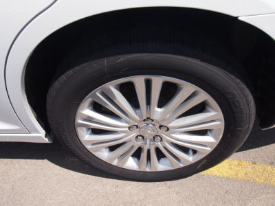 2013 Chrysler 300 Base