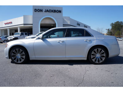 2012 Chrysler 300  S V8