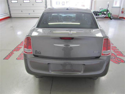 2012 Chrysler 300 S V6