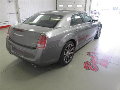 2012 Chrysler 300 S V6