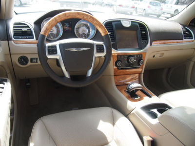 2012 Chrysler 300  Limited