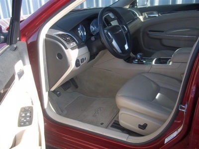 2012 Chrysler 300 Limited