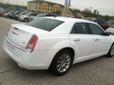 2011 Chrysler 300  Limited