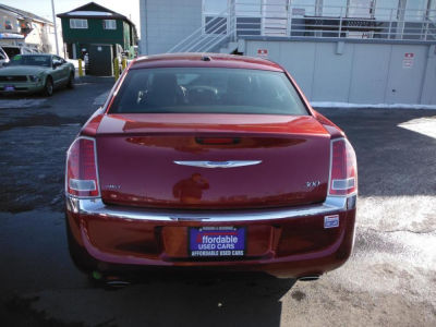 2012 Chrysler 300 Limited