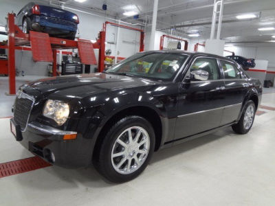 2010 Chrysler 300  Limited