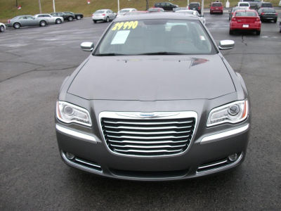 2011 Chrysler 300  Limited