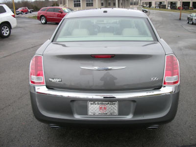 2011 Chrysler 300  Limited