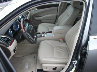 2011 Chrysler 300  Limited