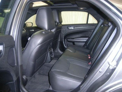 2011 Chrysler 300 300C