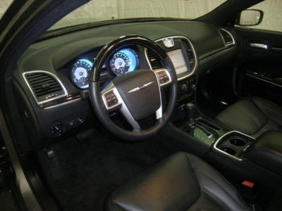2011 Chrysler 300 300C