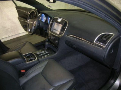 2011 Chrysler 300 300C