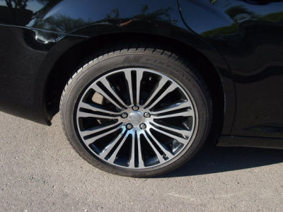 2012 Chrysler 300  S V6