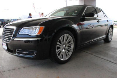2013 Chrysler 300  Base