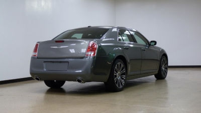 2012 Chrysler 300 S V6