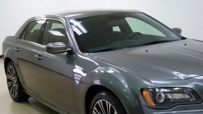 2012 Chrysler 300 S V6