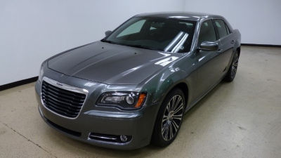 2012 Chrysler 300 S V6