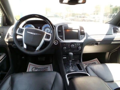2013 Chrysler 300  300C
