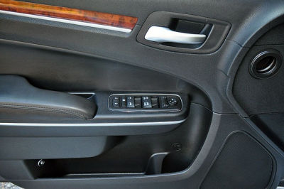2012 Chrysler 300  Limited