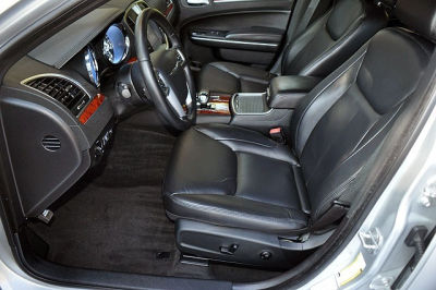 2012 Chrysler 300  Limited