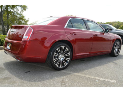 2012 Chrysler 300 S V6