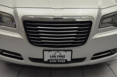 2012 Chrysler 300 S V6