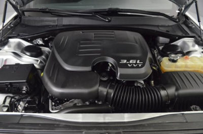 2012 Chrysler 300 S V6