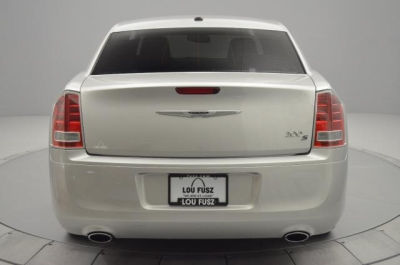 2012 Chrysler 300 S V6