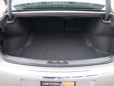 2011 Chrysler 300  Limited